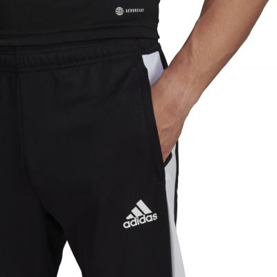 4. Spodnie adidas Tiro Essentials M H59990