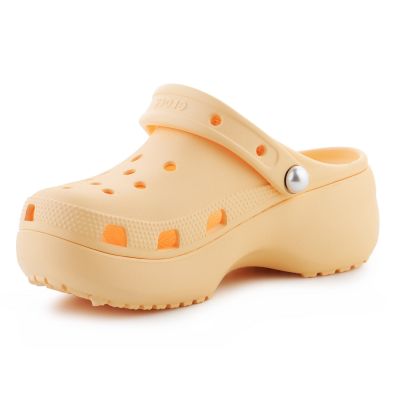 3. Klapki Crocs Classic Platform Pearl Clog W 211231-78Z