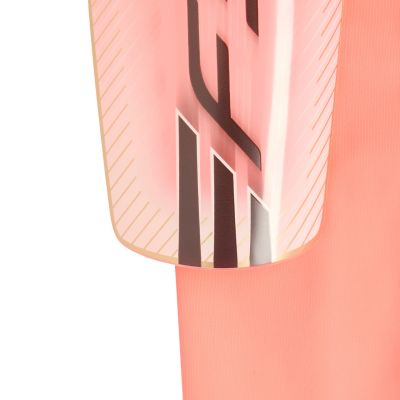 2. Ochraniacze piłkarskie adidas F50 League różowe KE5213