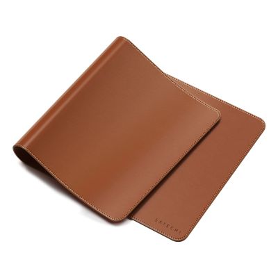 2. Satechi Premium Desk Mat - podkładka na biurko ze skóry wegańskiej (brown)