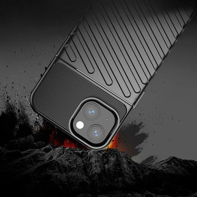 7. Thunder Case elastyczne pancerne etui pokrowiec iPhone 13 mini zielony
