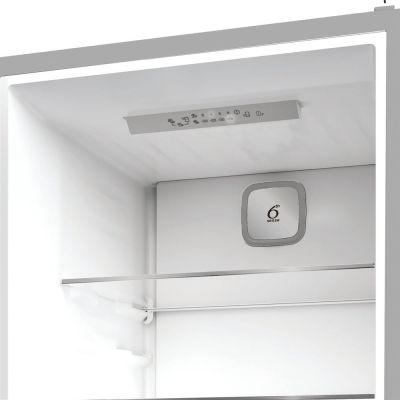 8. Lodówka wolnostojąca WHIRLPOOL WPC83IXP 186cm