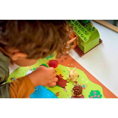18. LEGO Duplo 10480 - Las odkrywców z dzikimi zwierzętami