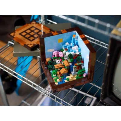 9. LEGO Minecraft 21265 Stół warsztatowy