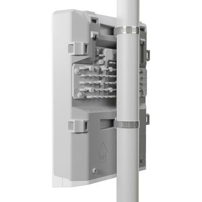 3. Mikrotik netPower 16P L2/L3 Gigabit Ethernet (10/100/1000) Obsługa PoE Biały