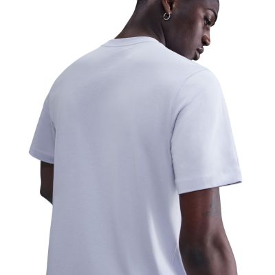 4. Koszulka męska Nike Nsw Club Tee lawendowa AR4997 057