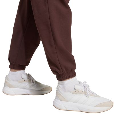 12. Spodnie damskie adidas Essentials Small Logo French Terry Cuffed brązowe JX3864
