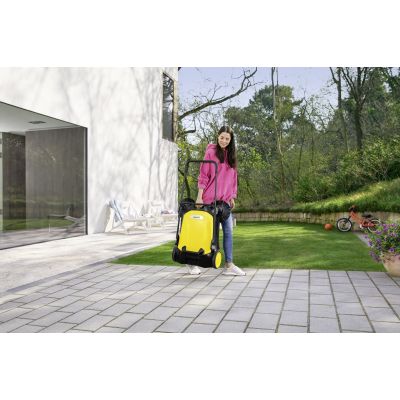 15. Zamiatarka KARCHER S 4 Twin - 1.766-360.0