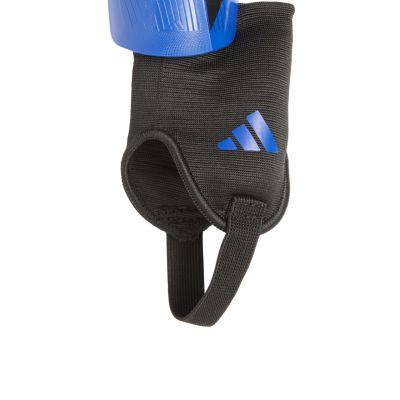 5. Ochraniacze piłkarskie adidas Tiro Match Jr IW8790