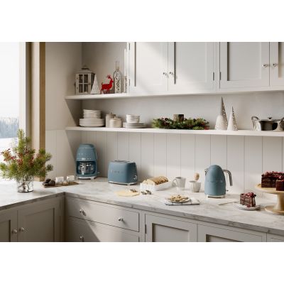 15. Czajnik elektryczny SMEG KLF03SBMEU