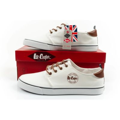 10. Lee Cooper buty sportowe męskie trampki modne białe wygodne