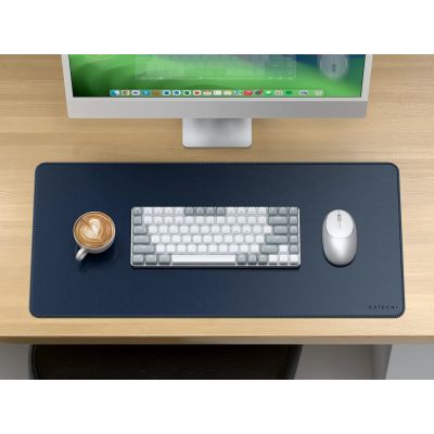 6. Podkładka na biurko Satechi Premium Desk Mat z wegańskiej skóry (blue)