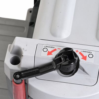8. Strugarka grubościowa elektr. 1800W DH 330 METABO