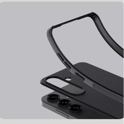 8. Etui Nillkin Super Frosted Shield Pro Magnetic Case na Samsung S25+ z MagSafe - czarne