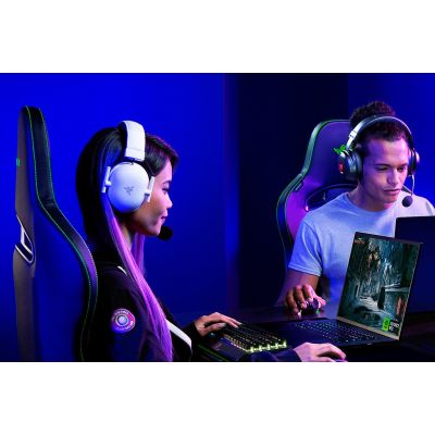 5. Razer BlackShark V2 Pro Zestaw słuchawkowy Bezprzewodowy Opaska na głowę Gaming Bluetooth Biały