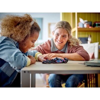 8. LEGO Speed Champions 77248 Bolid F1® BWT Alpine Team A524