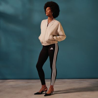 14. Legginsy adidas Essentials 3-Stripes Cotton W JE0072