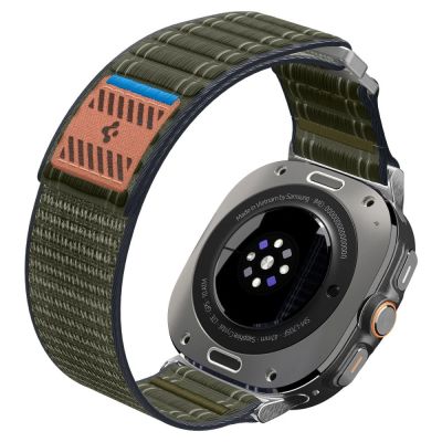 10. Pasek Spigen WBF0 na Samsung Galaxy Watch Ultra 47 mm - zielony