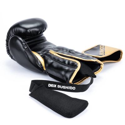 5. Odświeżacz, osuszacz do sprzętu sportowego | DBX Dryer 2.0