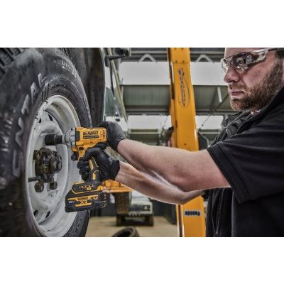 7. KLUCZ UDAROWY 1,/" 2X5Ah DCF891P2T DEWALT