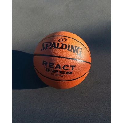 7. PIŁKA DO KOSZYKÓWKI SPALDING REACT TF-250  R.7 FIBA