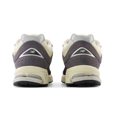 4. Buty New Balance sportowe M M2002RSH