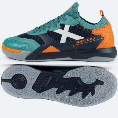4. Buty piłkarskie Munich Gresca 2.0 IN M 3003007