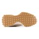 3. Sneakersy damskie New Balance WS327 lifestyle beige (WS327KAX)