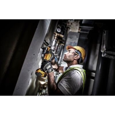 8. DeWALT DCS356P2-QW bezprzewodowe uniwersalne urządzenie tnące