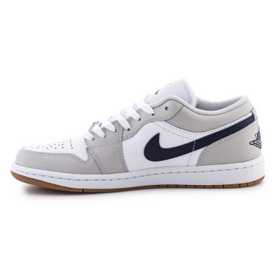 4. Buty Nike Air Jordan 1 Low M 553558-146