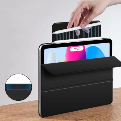 5. Etui Tech-Protect Smartcase Magnetic na iPad 10.9” 2022 / iPad 11” 2025 - czarne