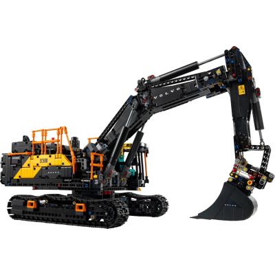 3. LEGO Technic 42215 Koparka Volvo EC500 Hybrid