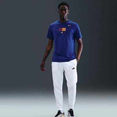 4. Koszulka Nike FC Barcelona Crest Tee  25/26 HQ8405-455