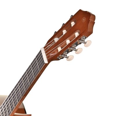 4. Yamaha C40 II - Gitara klasyczna 4/4