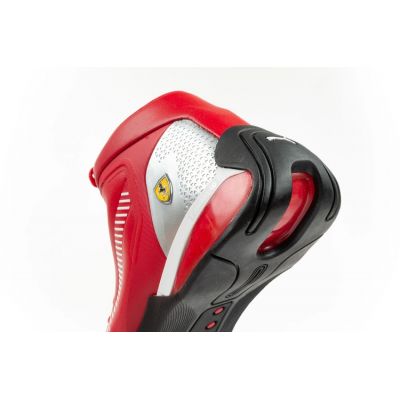 7. Buty Puma Ferrari Race Kart Cat-X Mid M 306549 02