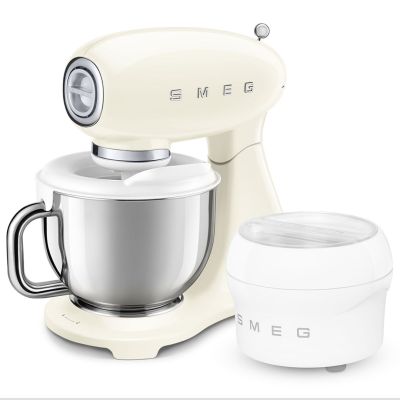 12. Robot kuchenny SMEG SMF05CREU