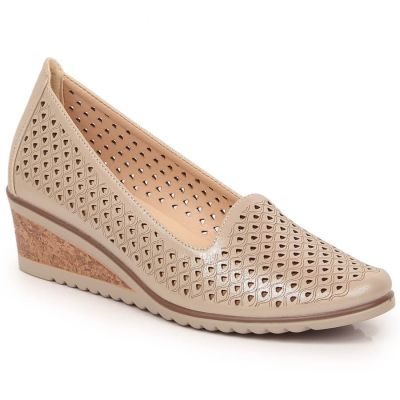 14. Półbuty na koturnie Potocki W SZ12018 WOL130B