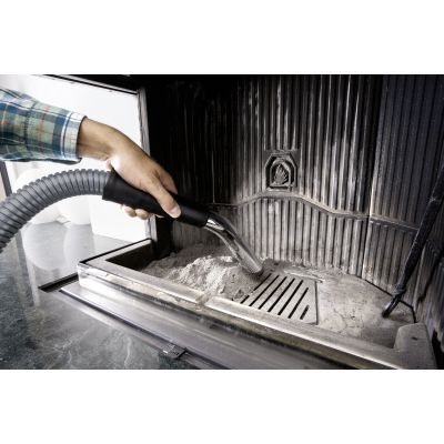 4. Odkurzacz kominkowy KARCHER AD 2 1.629-711.0 (600W; kolor czarny)