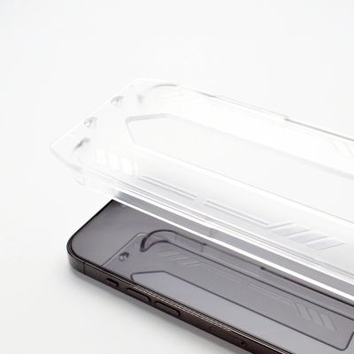8. Szkło hartowane 9H z ramką montażową do iPhone 15 Plus Wozinsky Premium Glass - czarne