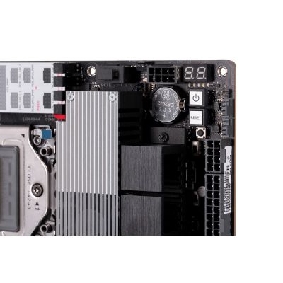 6. Płyta główna Asus Pro WS WRX90E-SAGE SE 1x sTR5 AMD ryzen Threadripper PRO 7000 SoC (8x DIMM, 4x SATA, 2x SlimSAS, 4xM.2, 2x10Gbe, IPMI, EEB)