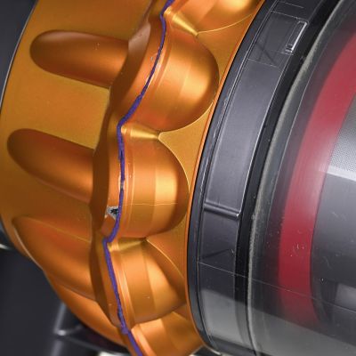 169. Odkurzacz DYSON V15s Detect Submarine