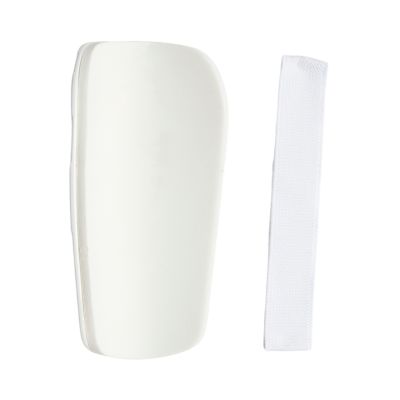 6. Ochraniacze piłkarskie adidas Tiro Club Jr JV6751