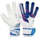 6. Rękawice Reusch Attrakt RE:GRIP NC