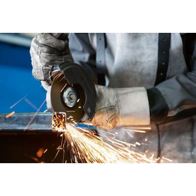 5. Szlifierka kątowa fi 125 1200W GWS 12-125 BOSCH