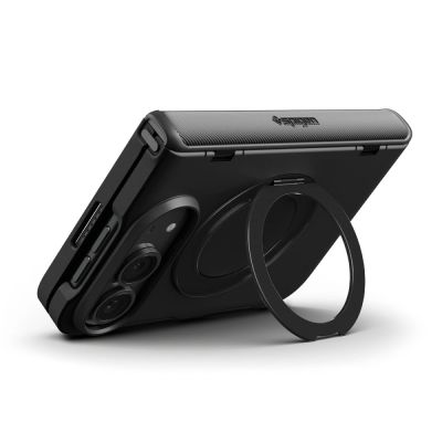 6. Etui Spigen Slim Armor Pro S Magsafe na iPhone Duo - czarne