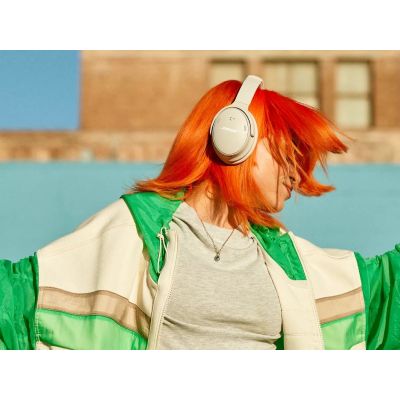 4. Słuchawki Bose QuietComfort Headphones White