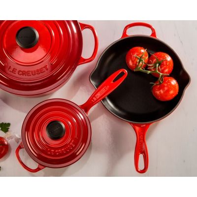 4. Le Creuset Signature Patelnia żeliwna 23cm piekarnik