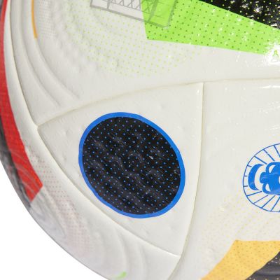 4. Piłka nożna adidas Fussballliebe Euro24 Pro IQ3682