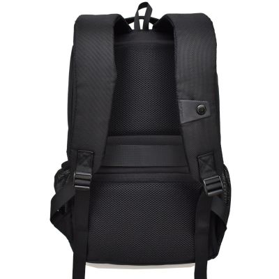 3. PLECAK LAPTOPOWY Z PORTEM USB SEMI LINE