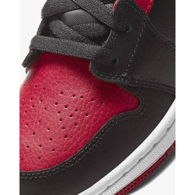 8. Buty Air Jordan 1 Mid Banned GS retro - 554725-074